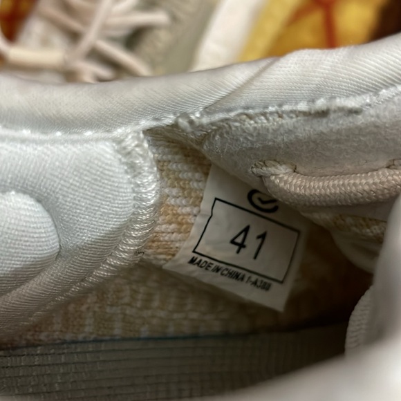 ADIDAS-men’s ‘Natural’ YEEZY BOOST 350 V2 lace-up running shoes main image 8